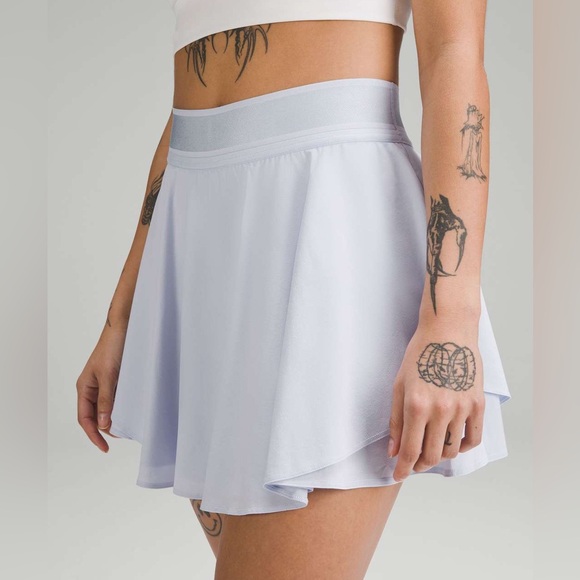 Lululemon Court Rival High-Rise Skirt in Light Blue size 10